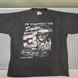 Vintage Dale Earnhardt Tshirt XL Memorial 2001 Racing Nascar Intimidator Y2K